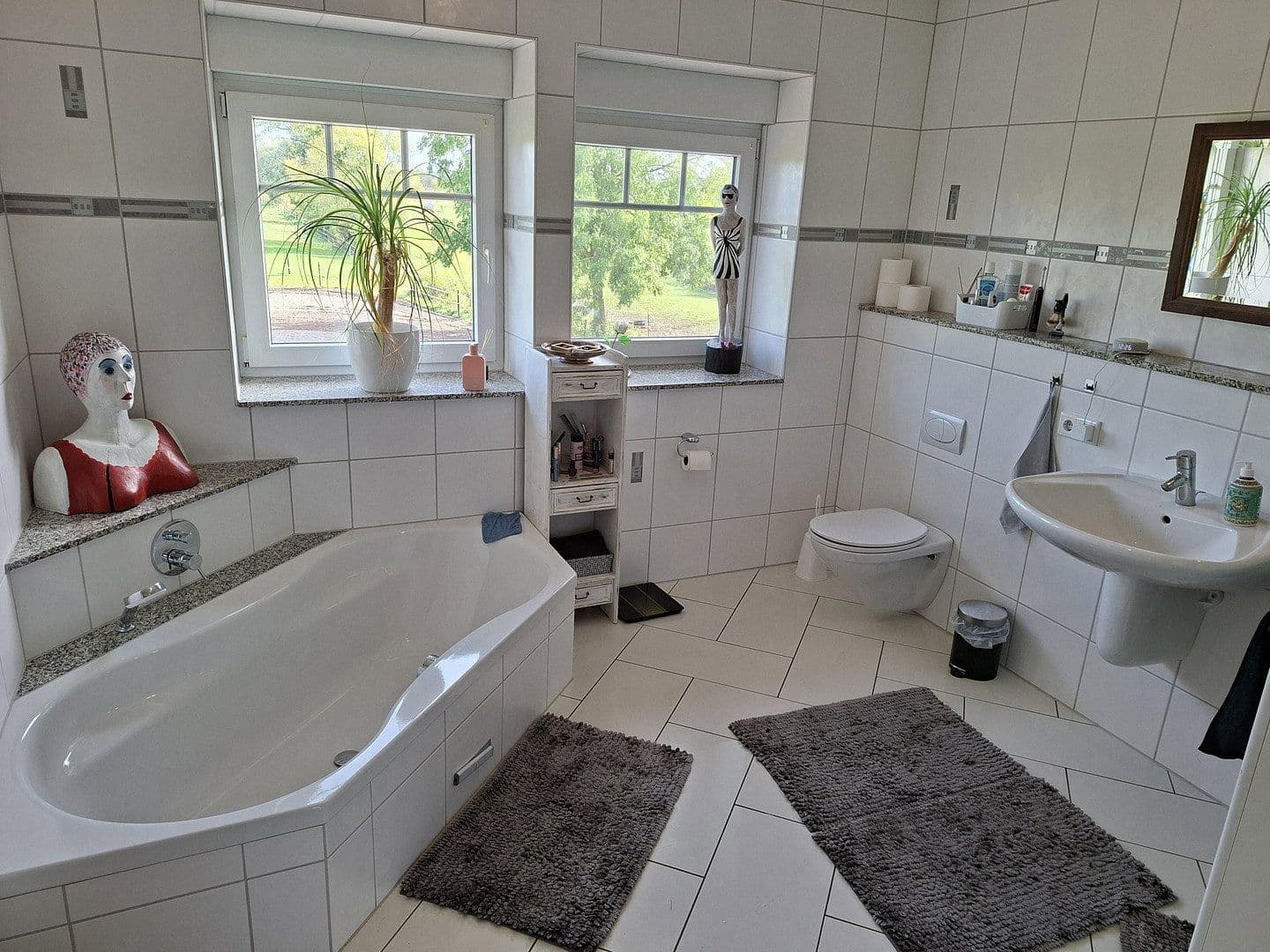 Prodej domu 193 m², pozemek 4.132 m², Drage, Dolní Sasko Prodej domu 193 m², pozemek 4.132 m², Drage, Dolní Sasko