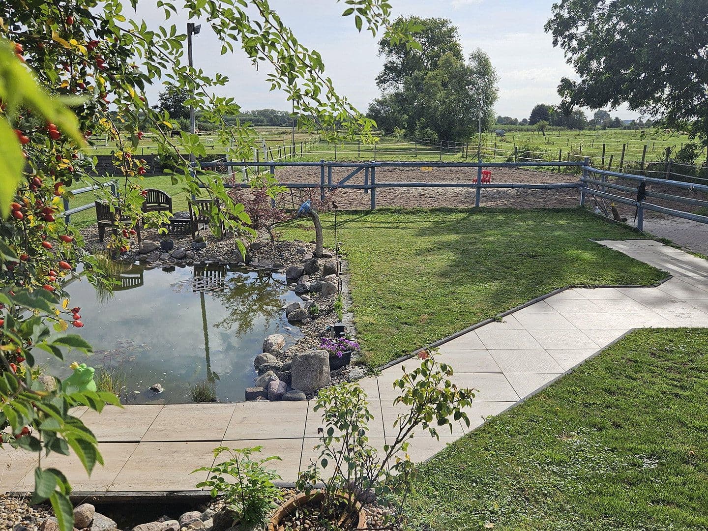 Prodej domu 193 m², pozemek 4.132 m², Drage, Dolní Sasko Prodej domu 193 m², pozemek 4.132 m², Drage, Dolní Sasko