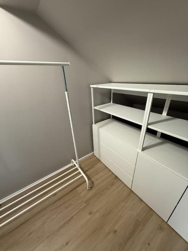Pronájem bytu 1+1 56 m², Neckartenzlinger Str. 110, Reutlingen, Bádensko-Württembersko Pronájem bytu 1+1 56 m², Neckartenzlinger Str. 110, Reutlingen, Bádensko-Württembersko