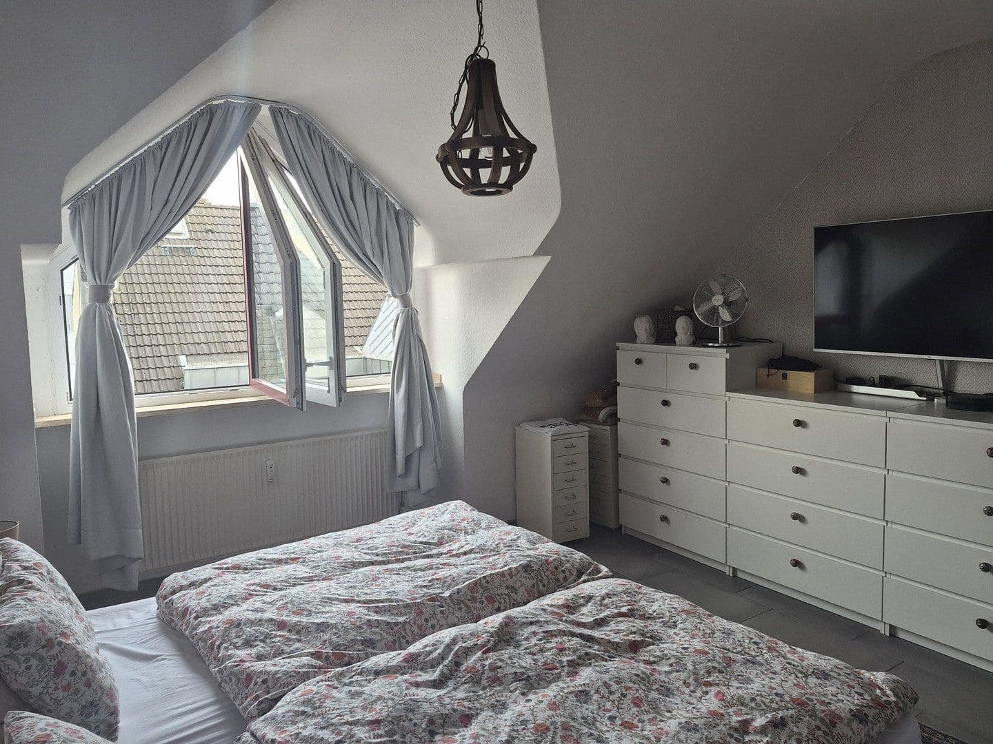 Prodej bytu 5+1 107 m², Euskirchen, Severní Porýní-Vestfálsko Prodej bytu 5+1 107 m², Euskirchen, Severní Porýní-Vestfálsko