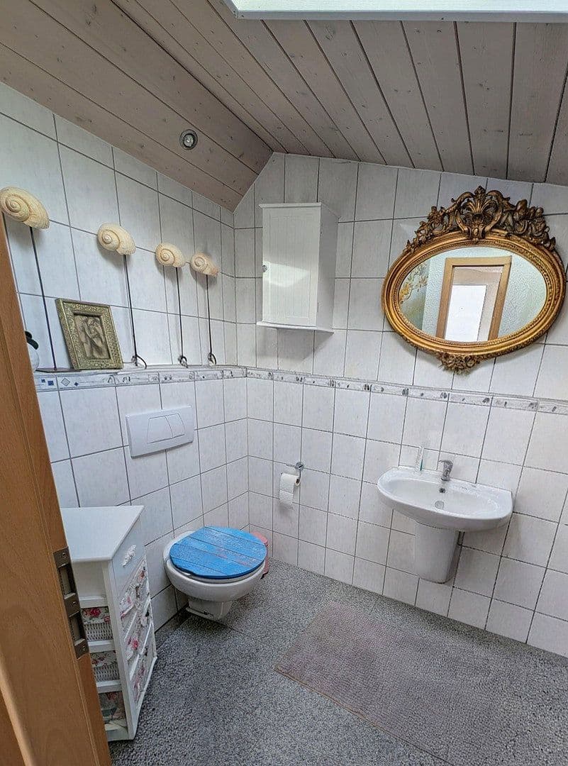 Prodej domu 92 m², pozemek 228 m², Sudetenstraße 9, Stutensee, Bádensko-Württembersko Prodej domu 92 m², pozemek 228 m², Sudetenstraße 9, Stutensee, Bádensko-Württembersko
