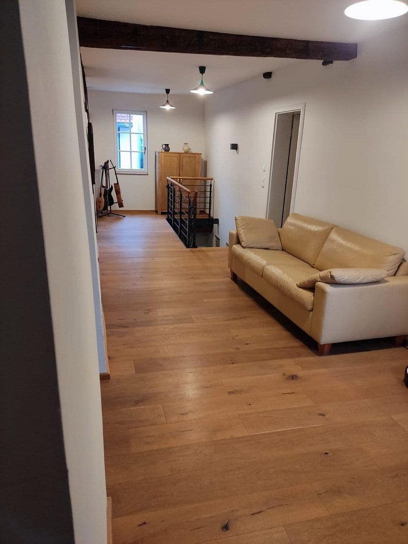 Pronájem bytu 3+kk 127 m², Amtsgasse 6, Östringen, Bádensko-Württembersko Pronájem bytu 3+kk 127 m², Amtsgasse 6, Östringen, Bádensko-Württembersko