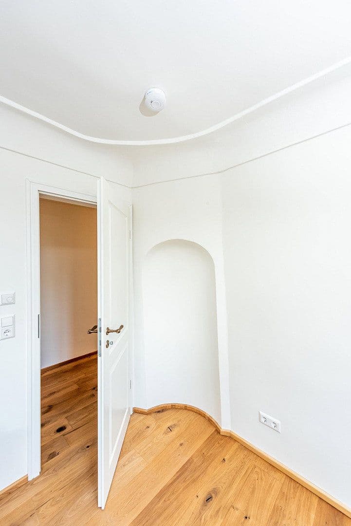 Pronájem bytu 3+kk 127 m², Amtsgasse 6, Östringen, Bádensko-Württembersko Pronájem bytu 3+kk 127 m², Amtsgasse 6, Östringen, Bádensko-Württembersko