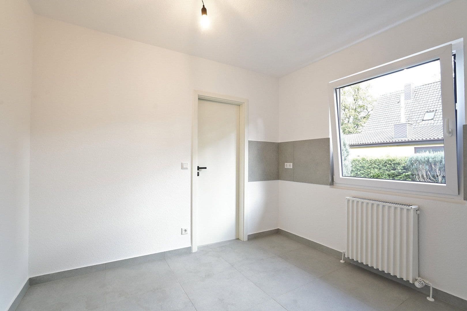 Prodej domu 149 m², pozemek 417 m², Achim, Dolní Sasko Prodej domu 149 m², pozemek 417 m², Achim, Dolní Sasko