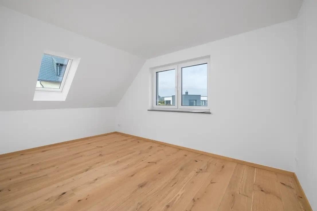 Prodej domu 125 m², pozemek 426 m², Nickelweg 19, Annaberg-Buchholz, Sasko Prodej domu 125 m², pozemek 426 m², Nickelweg 19, Annaberg-Buchholz, Sasko