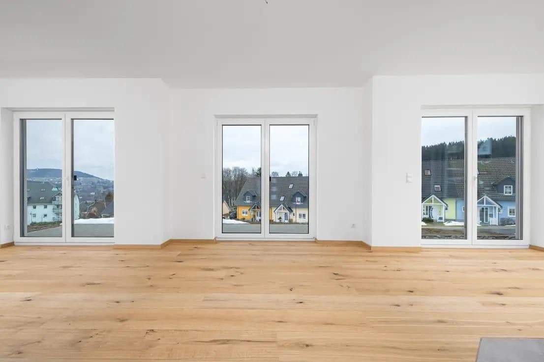Prodej domu 125 m², pozemek 426 m², Nickelweg 19, Annaberg-Buchholz, Sasko Prodej domu 125 m², pozemek 426 m², Nickelweg 19, Annaberg-Buchholz, Sasko