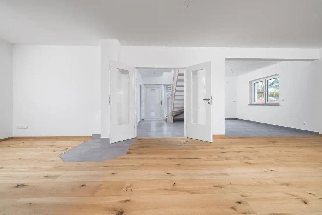 Prodej domu 125 m², pozemek 426 m², Nickelweg 19, Annaberg-Buchholz, Sasko Prodej domu 125 m², pozemek 426 m², Nickelweg 19, Annaberg-Buchholz, Sasko