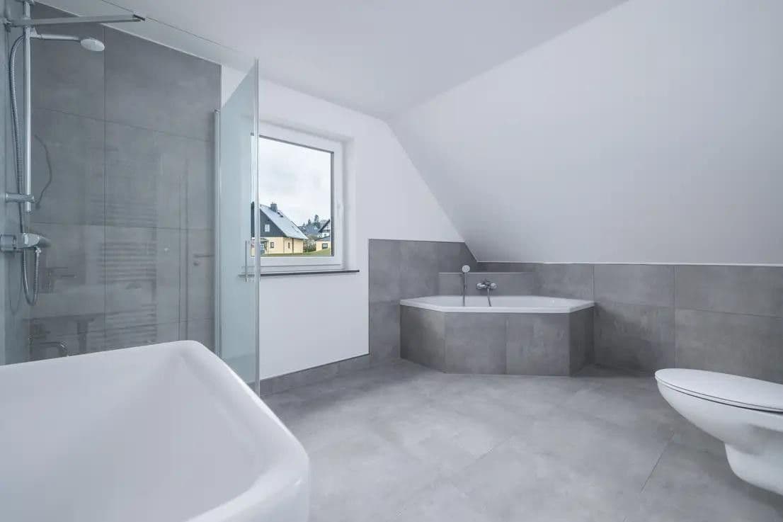 Prodej domu 125 m², pozemek 426 m², Nickelweg 19, Annaberg-Buchholz, Sasko Prodej domu 125 m², pozemek 426 m², Nickelweg 19, Annaberg-Buchholz, Sasko