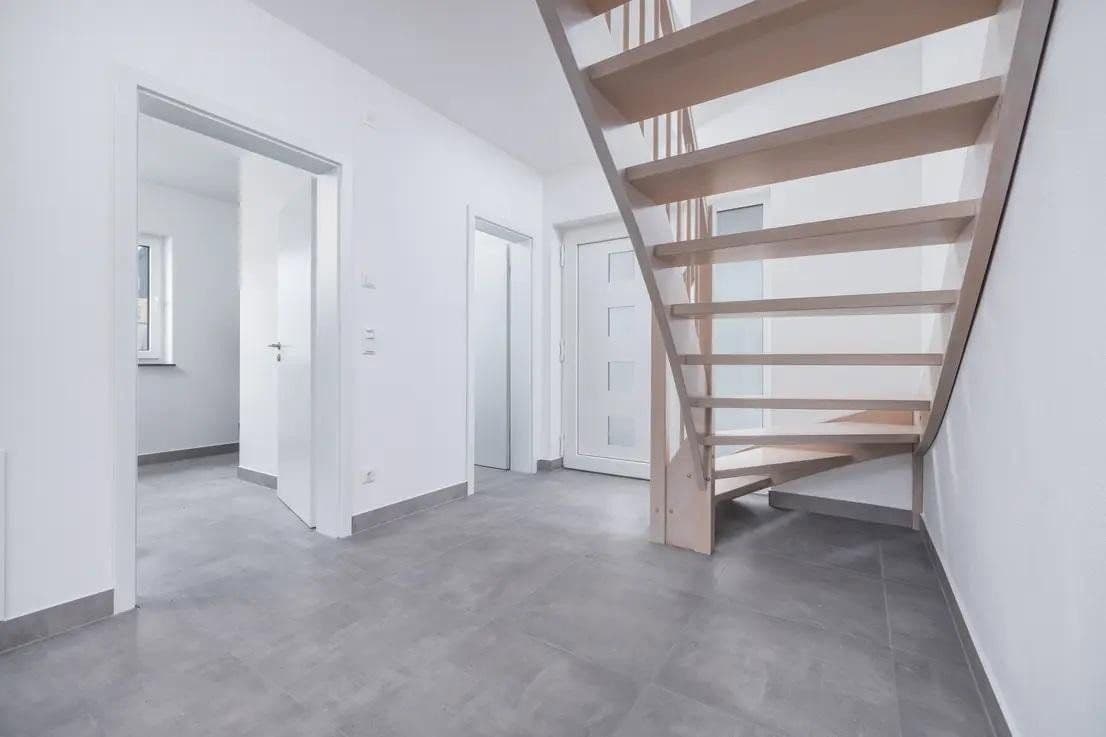 Prodej domu 125 m², pozemek 426 m², Nickelweg 19, Annaberg-Buchholz, Sasko Prodej domu 125 m², pozemek 426 m², Nickelweg 19, Annaberg-Buchholz, Sasko