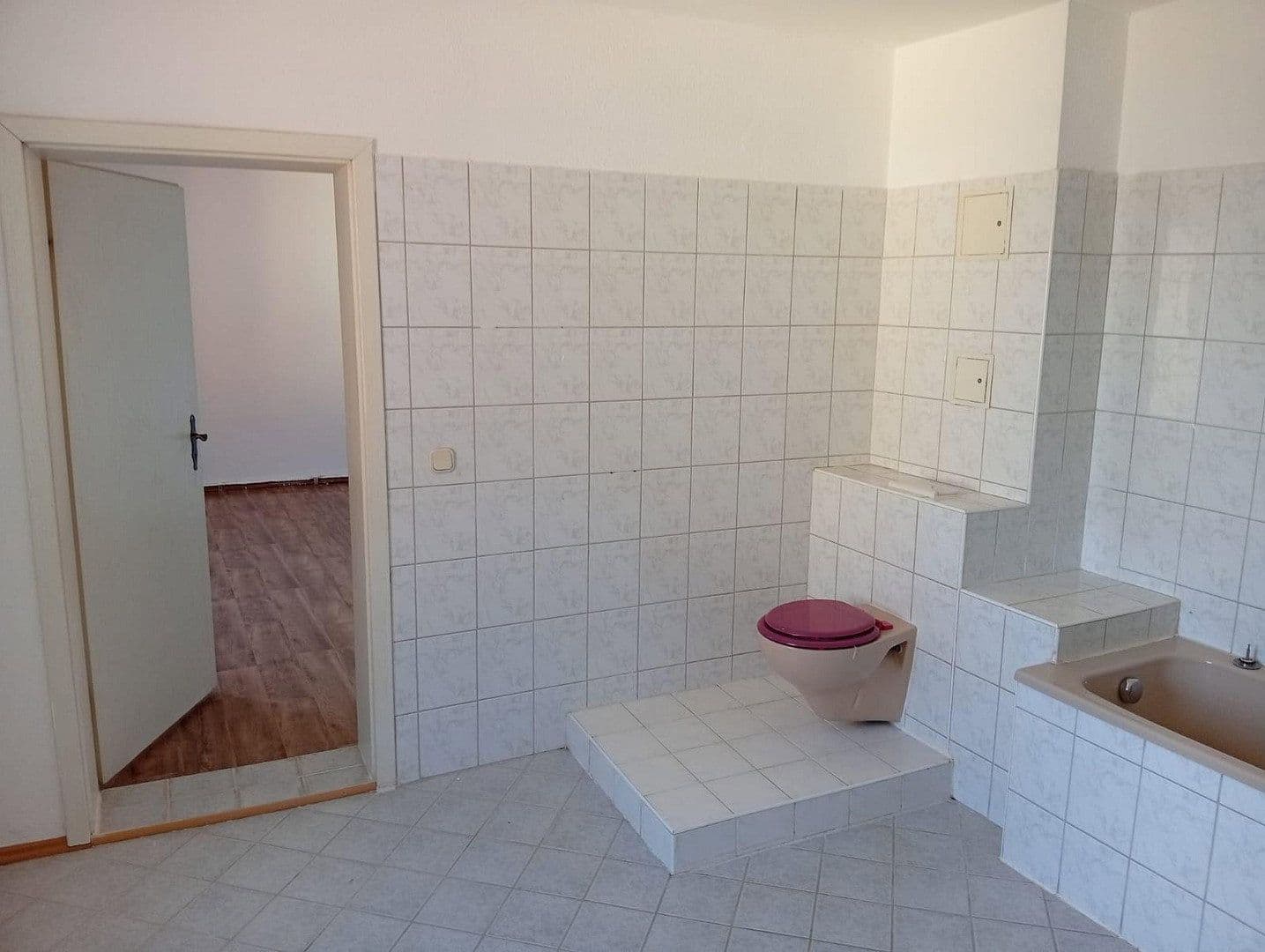 Pronájem bytu 3+1 80 m², Wilhelm-Liebknecht-Str. 6, Meziboř, Sasko-Anhaltsko Pronájem bytu 3+1 80 m², Wilhelm-Liebknecht-Str. 6, Meziboř, Sasko-Anhaltsko