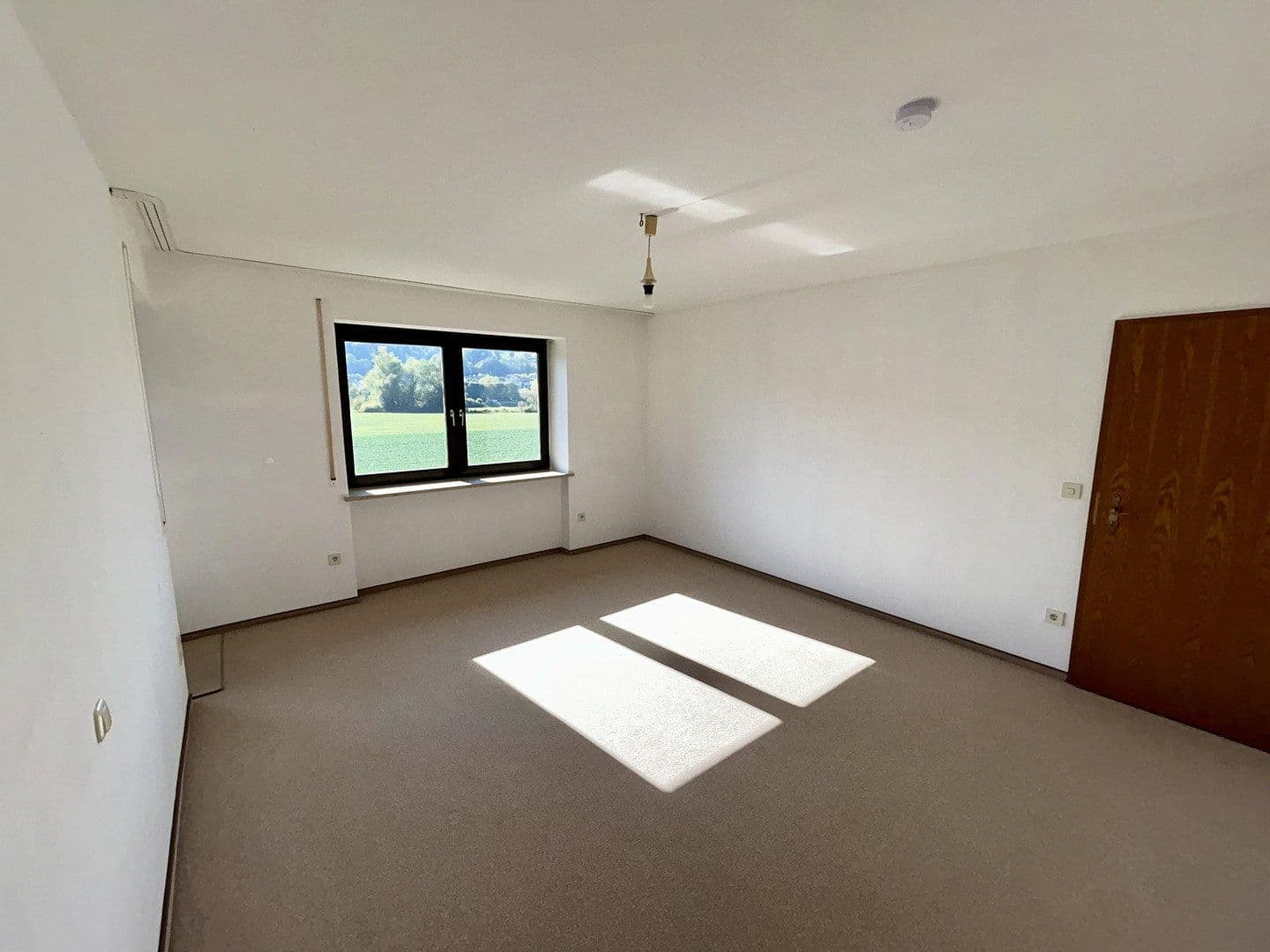 Pronájem bytu 4+1 140 m², Eichstätt, Bavorsko Pronájem bytu 4+1 140 m², Eichstätt, Bavorsko