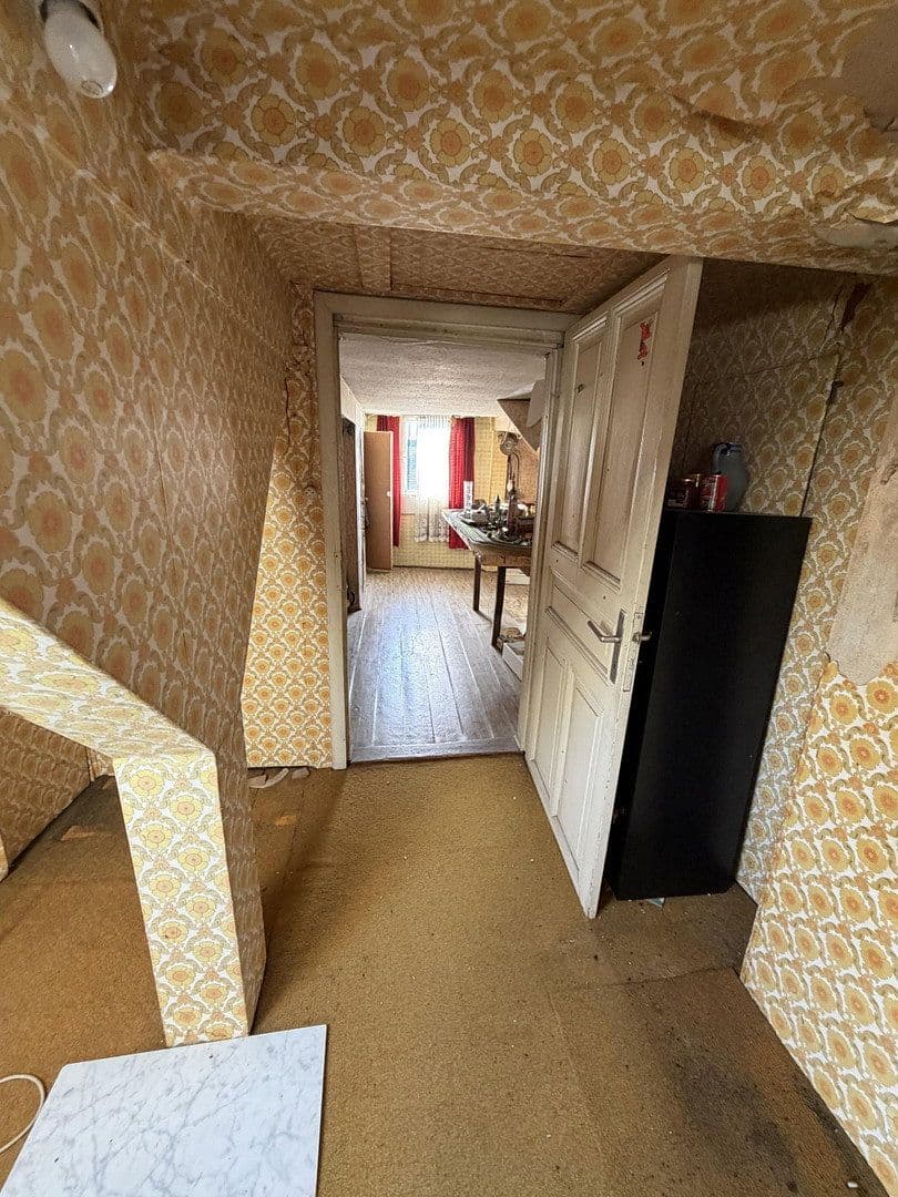 Prodej domu 158 m², pozemek 410 m², Homburger Landstrasse 186, Frankfurt, Hessen Prodej domu 158 m², pozemek 410 m², Homburger Landstrasse 186, Frankfurt, Hessen