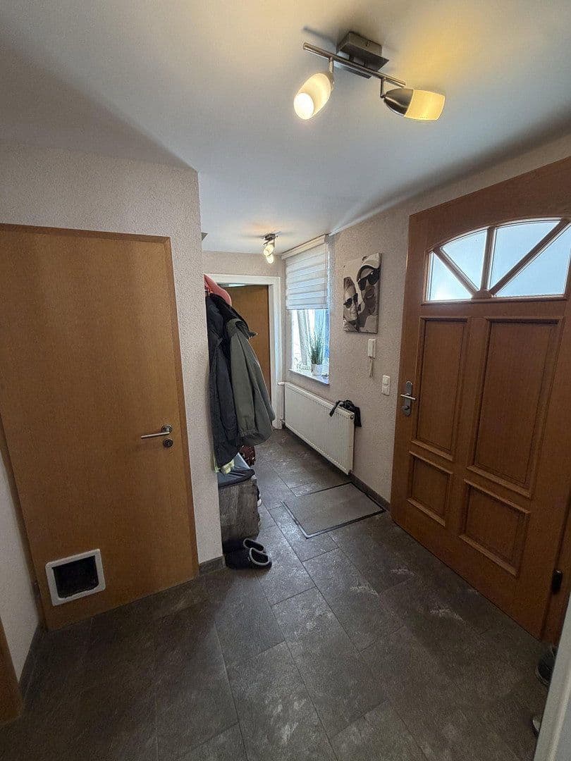 Prodej domu 158 m², pozemek 410 m², Homburger Landstrasse 186, Frankfurt, Hessen Prodej domu 158 m², pozemek 410 m², Homburger Landstrasse 186, Frankfurt, Hessen