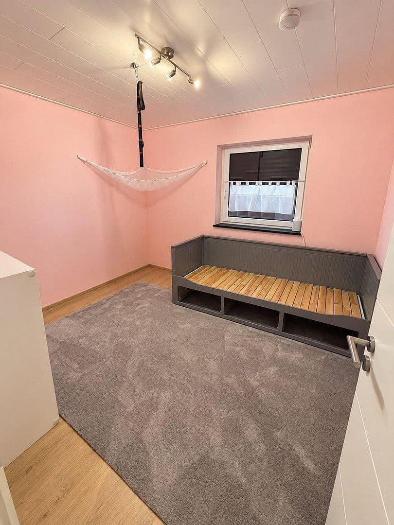Pronájem bytu 4+1 130 m², Erlangen, Bavorsko Pronájem bytu 4+1 130 m², Erlangen, Bavorsko