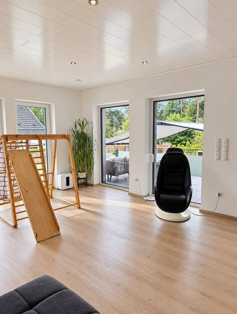 Pronájem bytu 4+1 130 m², Erlangen, Bavorsko Pronájem bytu 4+1 130 m², Erlangen, Bavorsko