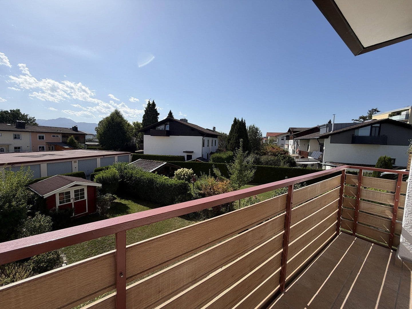 Pronájem bytu 3+1 90 m², Schwarzenbergstrasse 13, Rosenheim/ Pang, Bavorsko Pronájem bytu 3+1 90 m², Schwarzenbergstrasse 13, Rosenheim/ Pang, Bavorsko