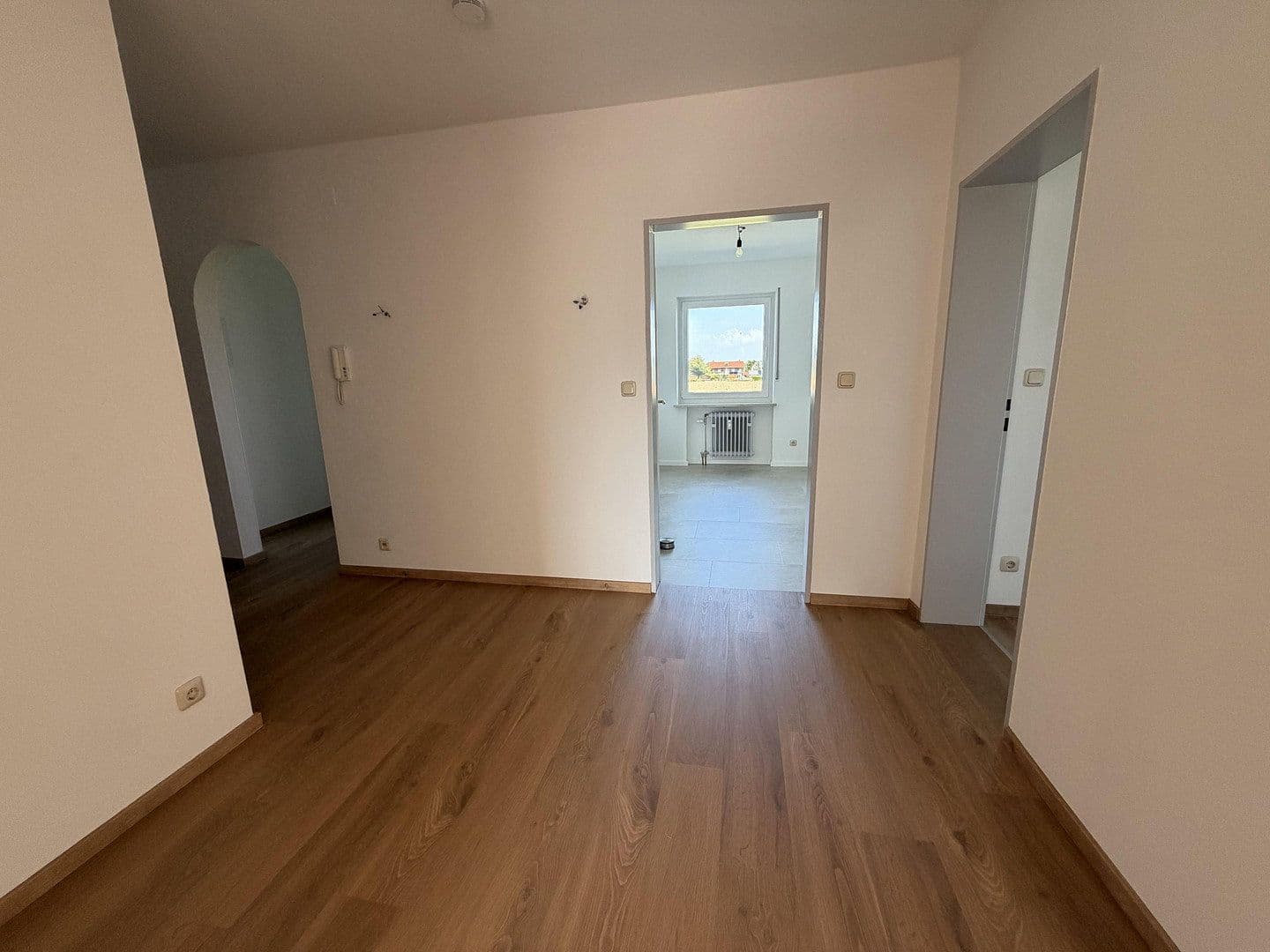 Pronájem bytu 3+1 90 m², Schwarzenbergstrasse 13, Rosenheim/ Pang, Bavorsko Pronájem bytu 3+1 90 m², Schwarzenbergstrasse 13, Rosenheim/ Pang, Bavorsko