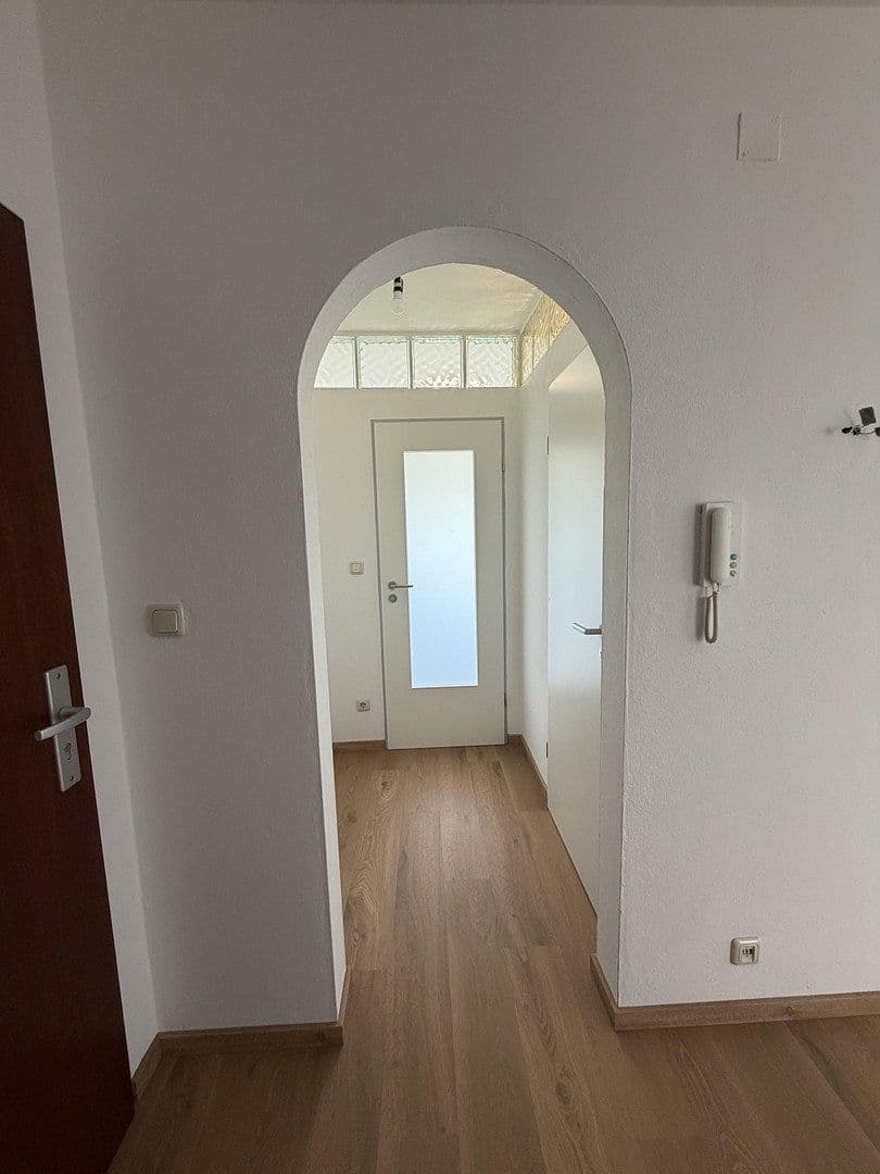Pronájem bytu 3+1 90 m², Schwarzenbergstrasse 13, Rosenheim/ Pang, Bavorsko Pronájem bytu 3+1 90 m², Schwarzenbergstrasse 13, Rosenheim/ Pang, Bavorsko
