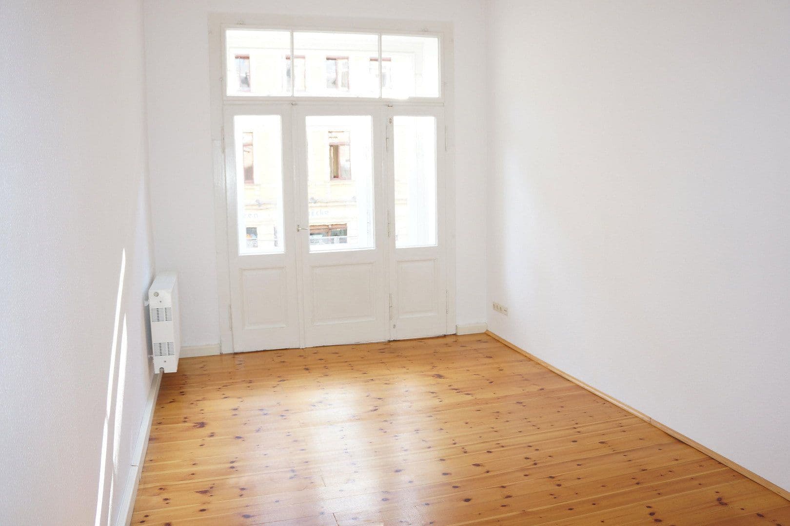 Pronájem bytu 4+1 103 m², Hertelstraße 16, Dresden, Sasko Pronájem bytu 4+1 103 m², Hertelstraße 16, Dresden, Sasko