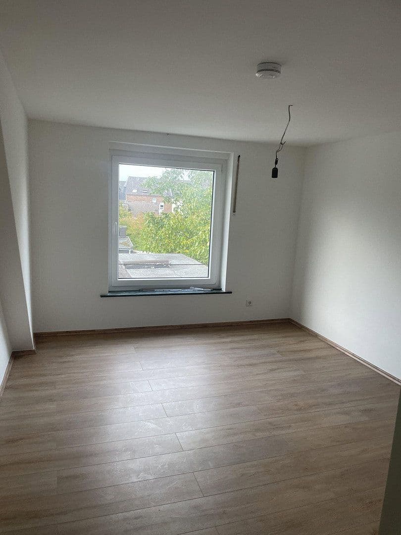 Pronájem bytu 6+1 130 m², Willibrordstr. 3, Kevelaer, Severní Porýní-Vestfálsko Pronájem bytu 6+1 130 m², Willibrordstr. 3, Kevelaer, Severní Porýní-Vestfálsko
