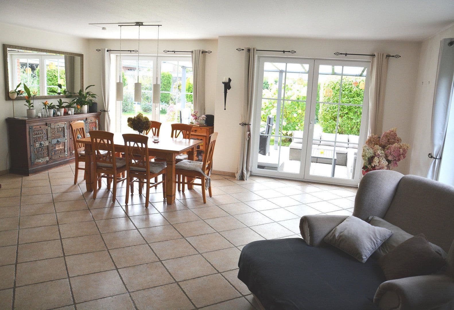Prodej domu 127 m², pozemek 566 m², Barsbüttel, Šlesvicko-Holštýnsko Prodej domu 127 m², pozemek 566 m², Barsbüttel, Šlesvicko-Holštýnsko