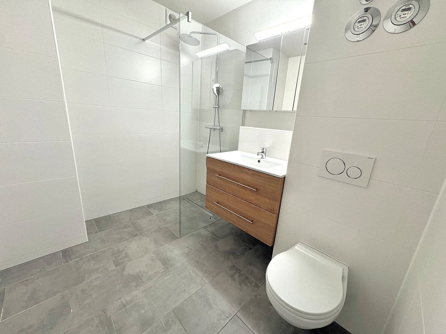 Pronájem bytu 3+1 100 m², Levi-Strauss Straße 9, Kitzingen, Bavorsko Pronájem bytu 3+1 100 m², Levi-Strauss Straße 9, Kitzingen, Bavorsko