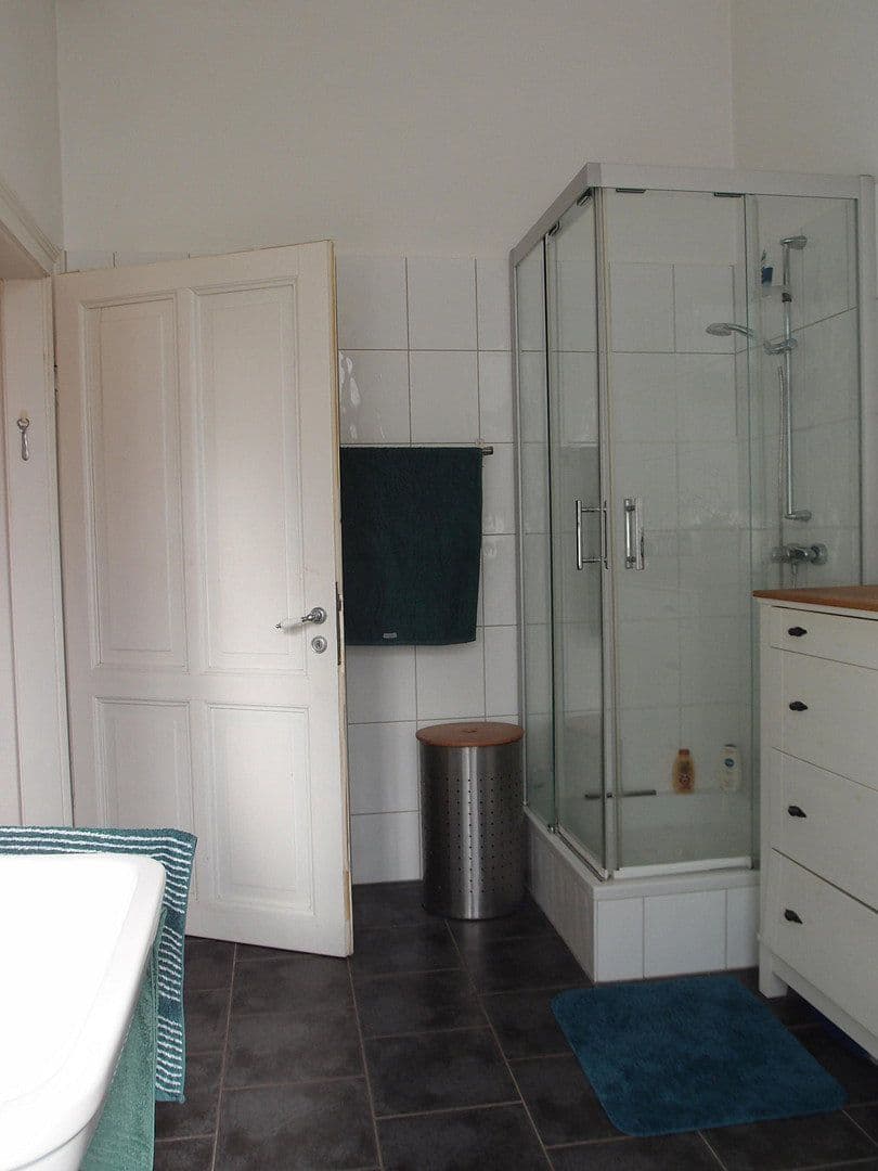 Prodej domu 306 m², pozemek 635 m², Göttingen, Dolní Sasko Prodej domu 306 m², pozemek 635 m², Göttingen, Dolní Sasko