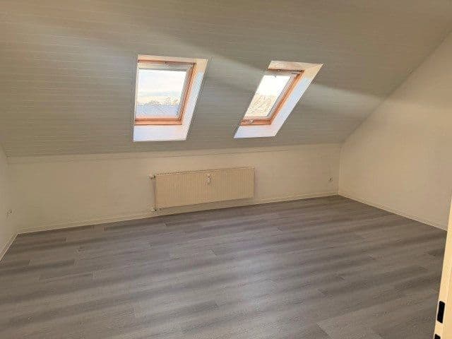 Pronájem bytu 4+1 85 m², Vallendar, Porýní-Falc Pronájem bytu 4+1 85 m², Vallendar, Porýní-Falc