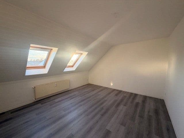 Pronájem bytu 4+1 85 m², Vallendar, Porýní-Falc Pronájem bytu 4+1 85 m², Vallendar, Porýní-Falc