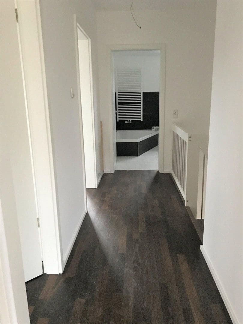 Pronájem domu 174 m², pozemek 219 m², Ebermannstadt, Bavorsko Pronájem domu 174 m², pozemek 219 m², Ebermannstadt, Bavorsko