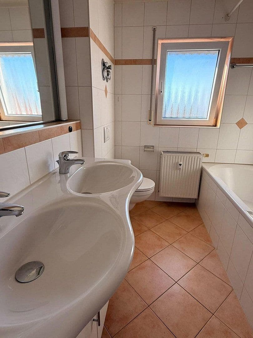 Prodej bytu 4+kk 99 m², Freiberg am Neckar, Bádensko-Württembersko Prodej bytu 4+kk 99 m², Freiberg am Neckar, Bádensko-Württembersko