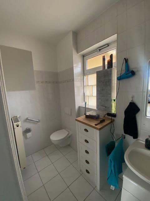 Prodej domu 140 m², pozemek 797 m², Lindenstraße 15, Hohenstein, Hessen Prodej domu 140 m², pozemek 797 m², Lindenstraße 15, Hohenstein, Hessen