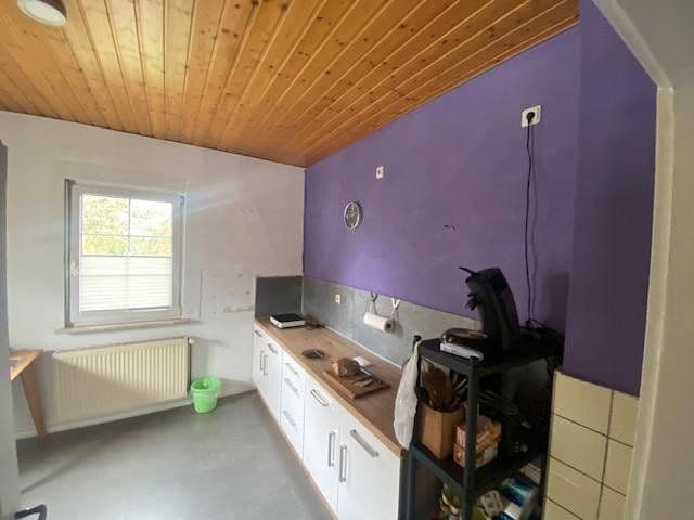 Prodej domu 140 m², pozemek 797 m², Lindenstraße 15, Hohenstein, Hessen Prodej domu 140 m², pozemek 797 m², Lindenstraße 15, Hohenstein, Hessen