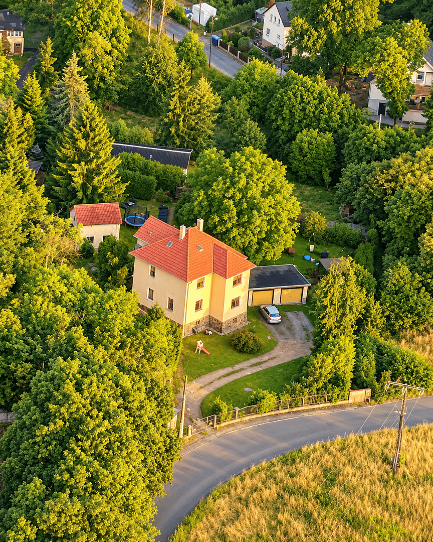 Prodej domu 145 m², pozemek 2.040 m², Radebeul, Sasko Prodej domu 145 m², pozemek 2.040 m², Radebeul, Sasko