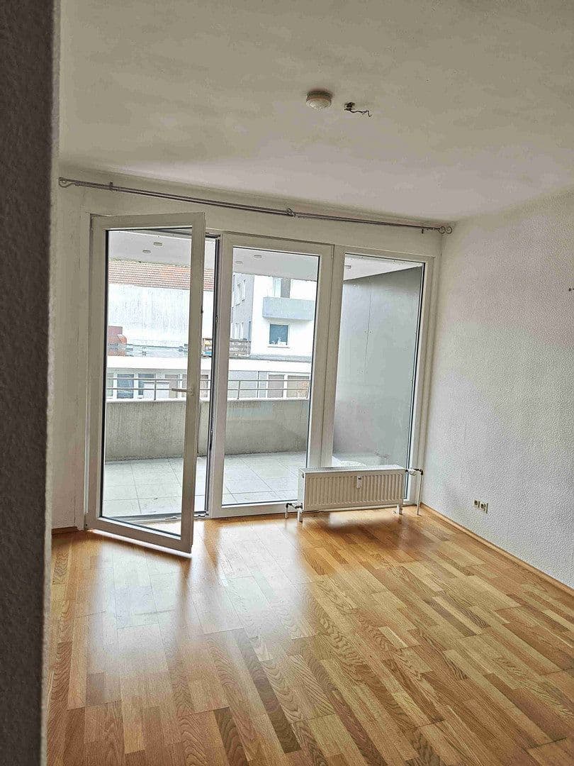 Pronájem bytu 3+1 71 m², Kurt-Schumacher Str. 12, Herten, Severní Porýní-Vestfálsko Pronájem bytu 3+1 71 m², Kurt-Schumacher Str. 12, Herten, Severní Porýní-Vestfálsko
