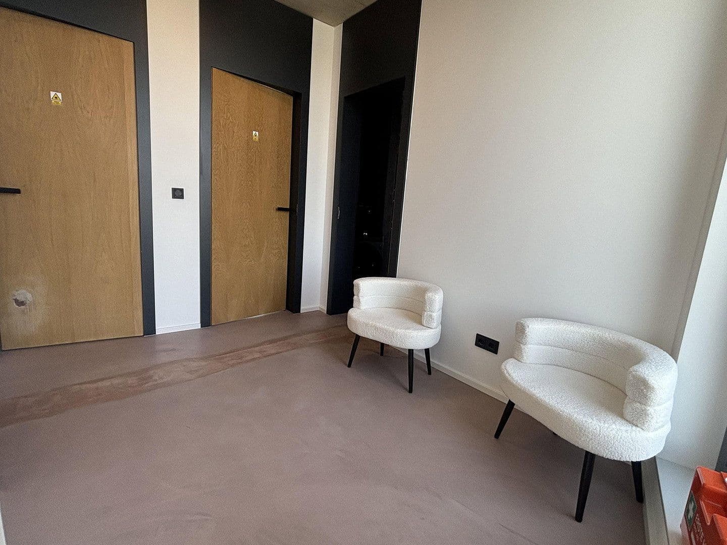 Pronájem kanceláře 550 m², Sankt Augustin, Severní Porýní-Vestfálsko Pronájem kanceláře 550 m², Sankt Augustin, Severní Porýní-Vestfálsko