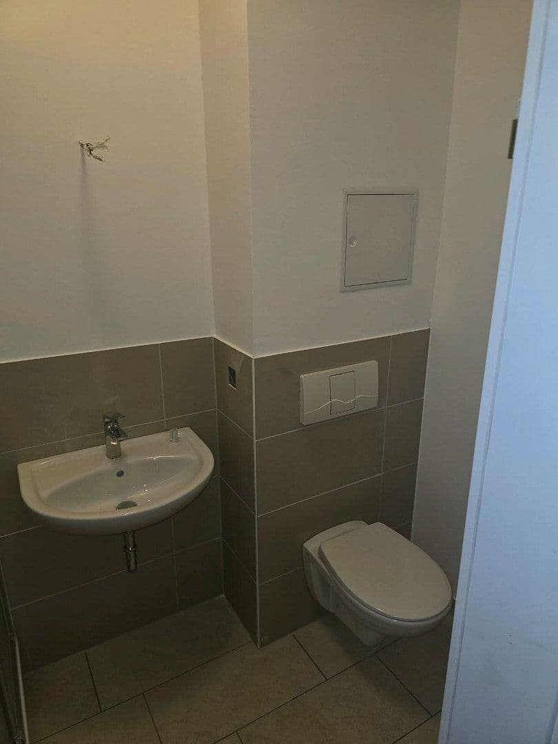 Pronájem bytu 2+1 56 m², Alexander-Puschkin-Str. 58, Magdeburg, Sasko-Anhaltsko Pronájem bytu 2+1 56 m², Alexander-Puschkin-Str. 58, Magdeburg, Sasko-Anhaltsko