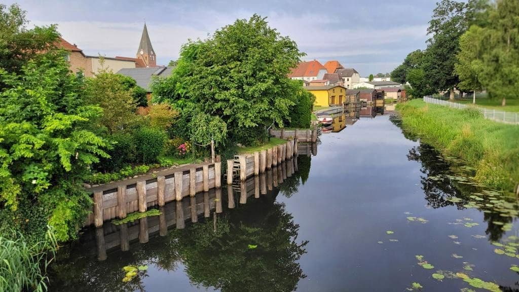 Prodej domu 161 m², pozemek 720 m², Hafenstraße 1, Neukalen, Mecklenburg-Vorpommern Prodej domu 161 m², pozemek 720 m², Hafenstraße 1, Neukalen, Mecklenburg-Vorpommern