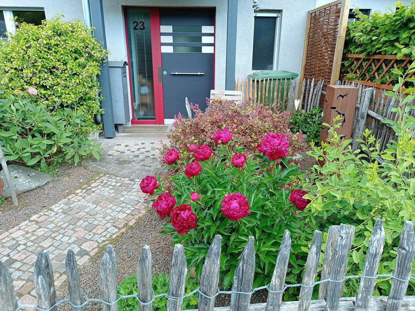 Prodej domu 173 m², pozemek 374 m², Ihringen, Bádensko-Württembersko Prodej domu 173 m², pozemek 374 m², Ihringen, Bádensko-Württembersko