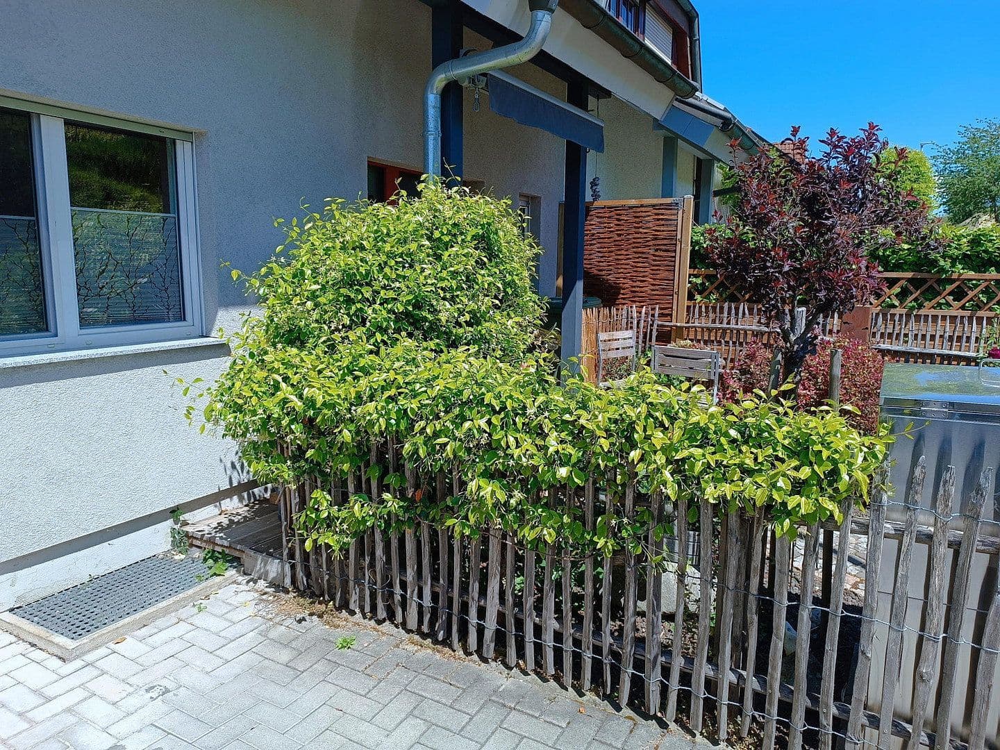 Prodej domu 173 m², pozemek 374 m², Ihringen, Bádensko-Württembersko Prodej domu 173 m², pozemek 374 m², Ihringen, Bádensko-Württembersko