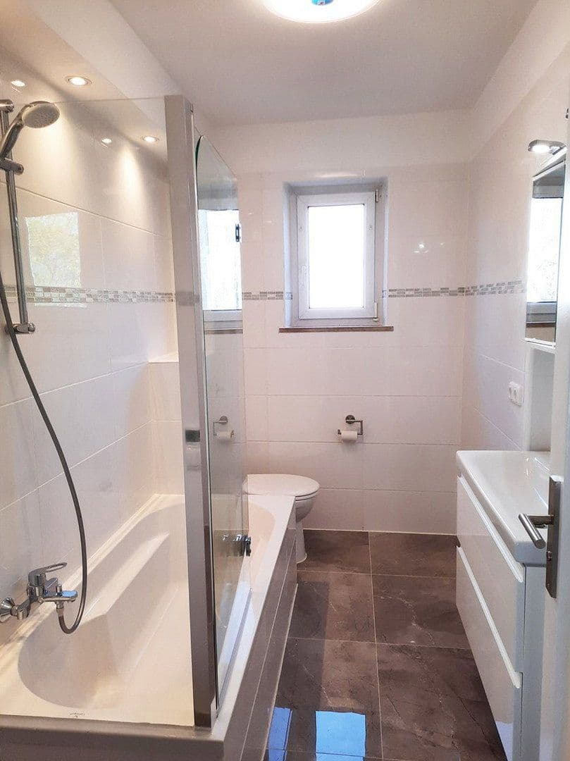 Prodej bytu 3+1 72 m², Röntgenstraße 1, Augsburg, Bavorsko Prodej bytu 3+1 72 m², Röntgenstraße 1, Augsburg, Bavorsko