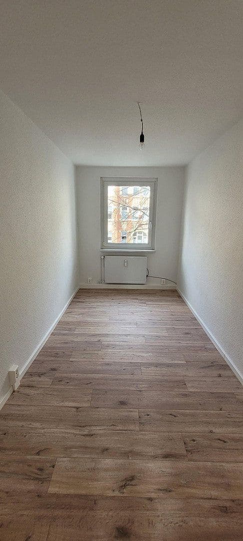 Pronájem bytu 3+1 62 m², Fritz-Büchner-Straße 12c, Erfurt, Durynsko Pronájem bytu 3+1 62 m², Fritz-Büchner-Straße 12c, Erfurt, Durynsko
