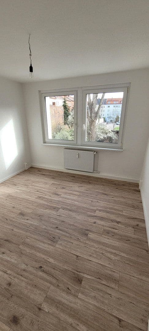 Pronájem bytu 3+1 62 m², Fritz-Büchner-Straße 12c, Erfurt, Durynsko Pronájem bytu 3+1 62 m², Fritz-Büchner-Straße 12c, Erfurt, Durynsko
