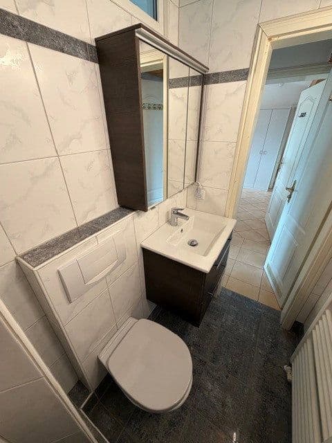 Pronájem bytu 3+1 50 m², Baldhamer Straße 72, Vaterstetten, Bavorsko Pronájem bytu 3+1 50 m², Baldhamer Straße 72, Vaterstetten, Bavorsko