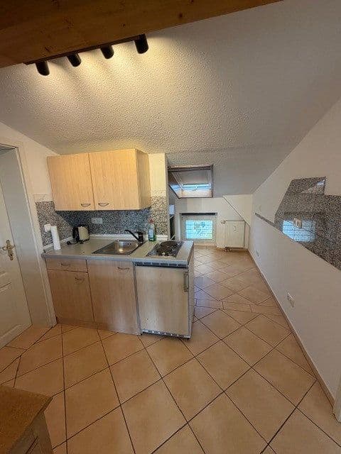 Pronájem bytu 3+1 50 m², Baldhamer Straße 72, Vaterstetten, Bavorsko Pronájem bytu 3+1 50 m², Baldhamer Straße 72, Vaterstetten, Bavorsko