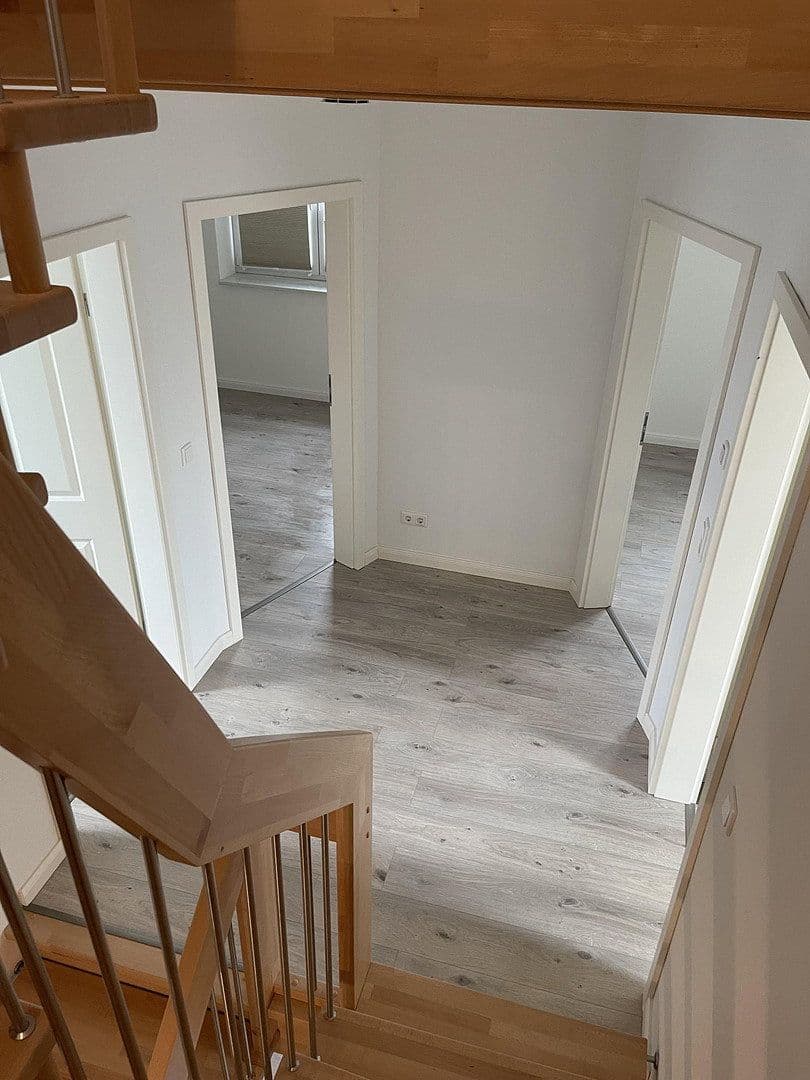 Pronájem domu 130 m², pozemek 1 m², Schwerin, Mecklenburg-Vorpommern Pronájem domu 130 m², pozemek 1 m², Schwerin, Mecklenburg-Vorpommern