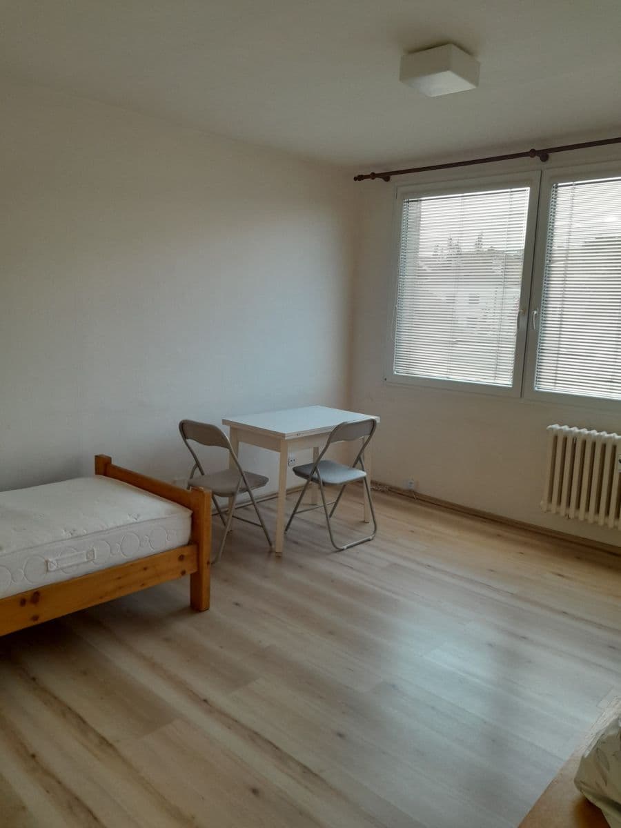 Pronájem bytu 1+kk 26 m², Nádraží, Příbram, Středočeský kraj Pronájem bytu 1+kk 26 m², Nádraží, Příbram, Středočeský kraj
