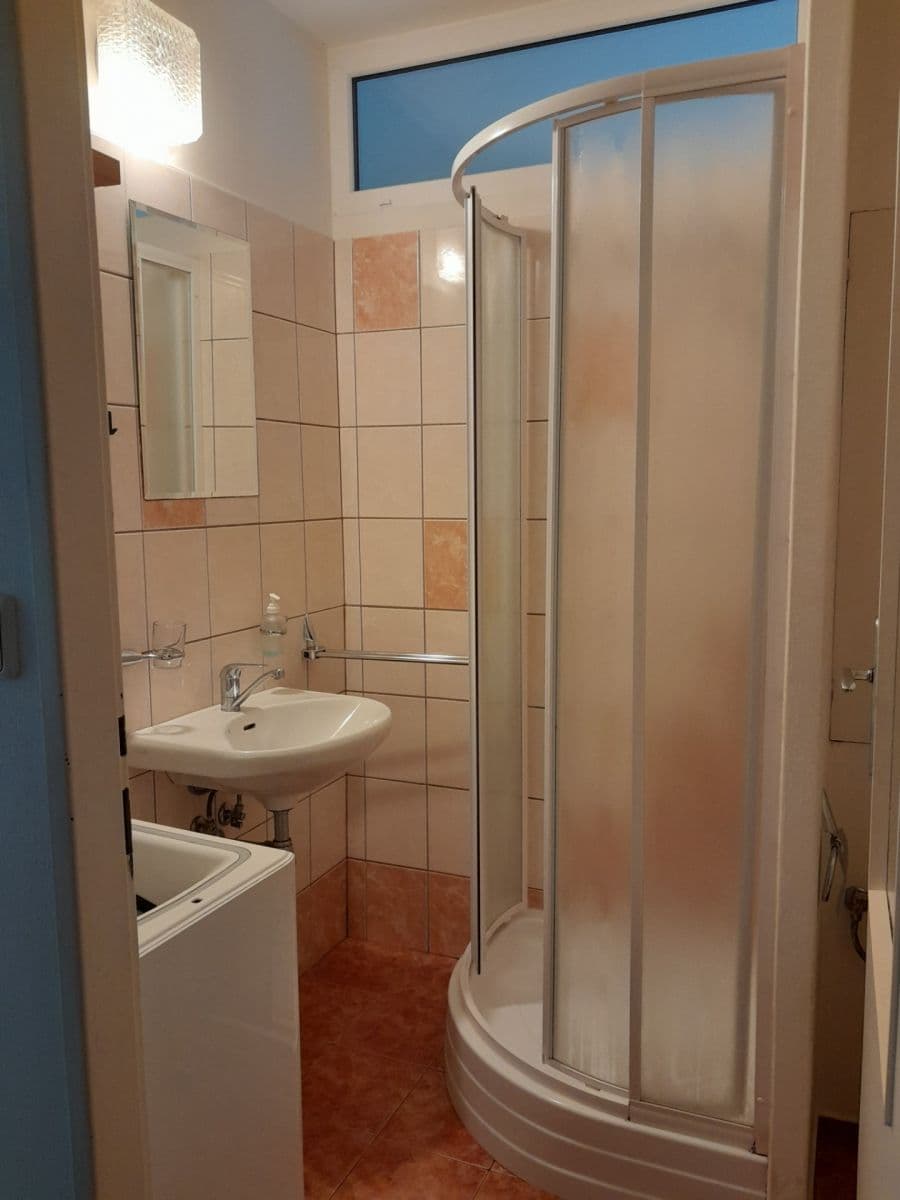Pronájem bytu 1+kk 26 m², Nádraží, Příbram, Středočeský kraj Pronájem bytu 1+kk 26 m², Nádraží, Příbram, Středočeský kraj