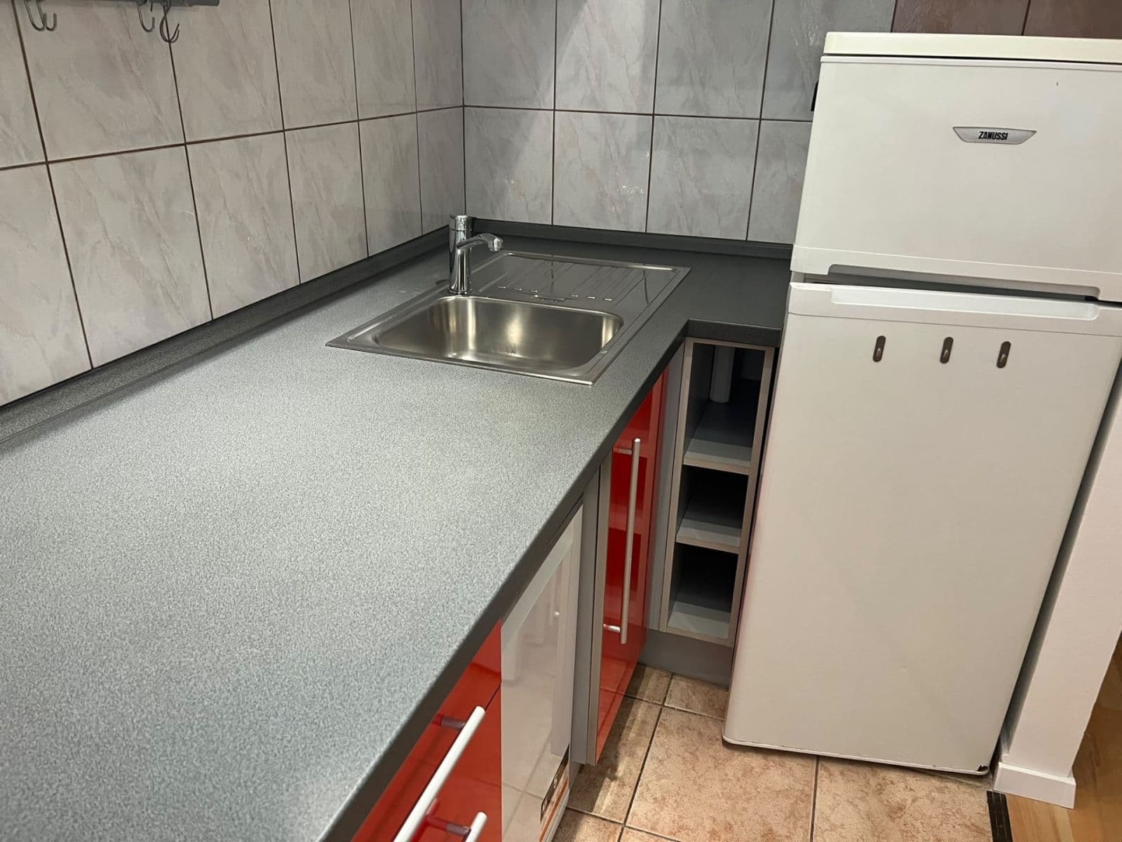 Pronájem bytu 2+kk 53 m², U Sadu, Praha, Praha Pronájem bytu 2+kk 53 m², U Sadu, Praha, Praha