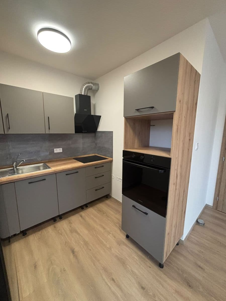 Pronájem bytu 2+kk 52 m², Nad Kolčavkou, Praha, Praha Pronájem bytu 2+kk 52 m², Nad Kolčavkou, Praha, Praha